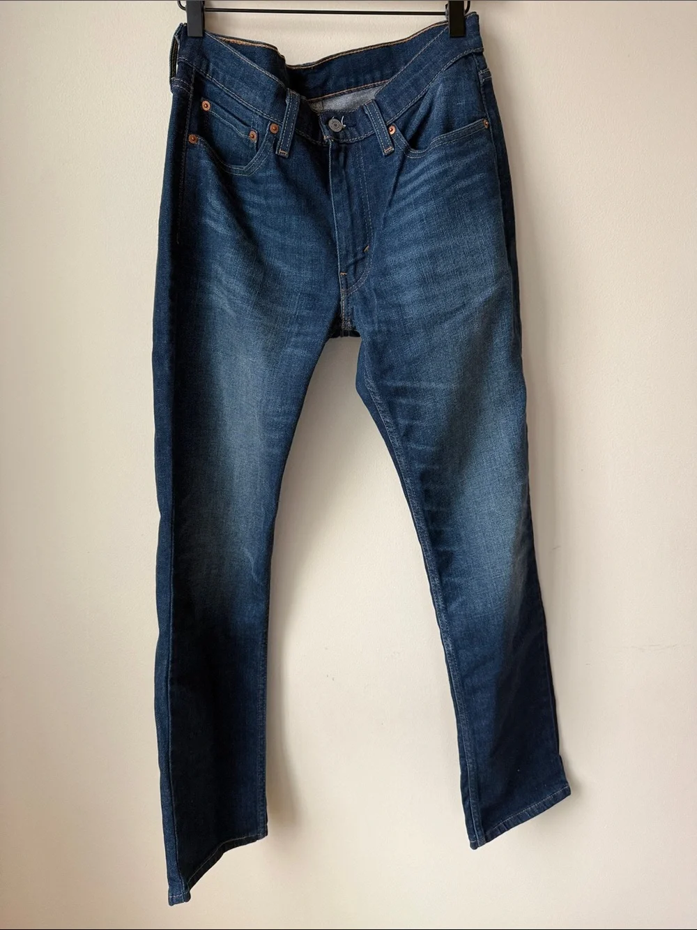Levi's Slim Straight Jeans in Dark Indigo Wash